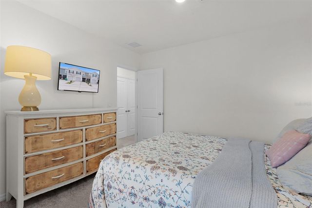 5349 PINECONE COURT, Wildwood, FL 34785