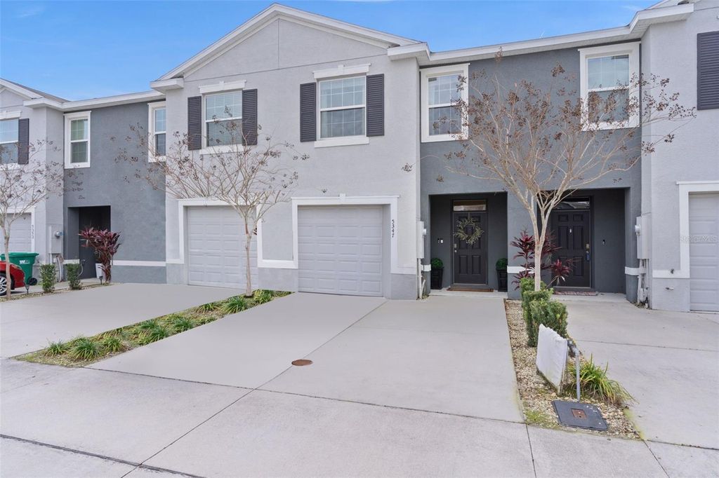 5349 PINECONE COURT, Wildwood, FL 34785