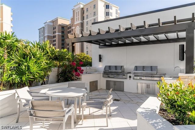 4142 Bay Beach LN 302, Fort Myers Beach, FL 33931