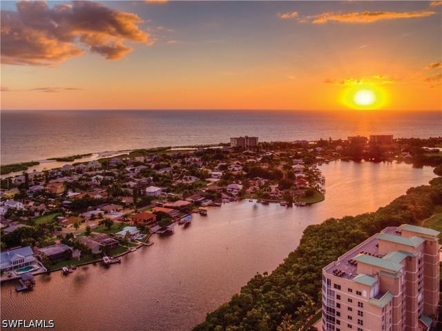 4142 Bay Beach LN 302, Fort Myers Beach, FL 33931