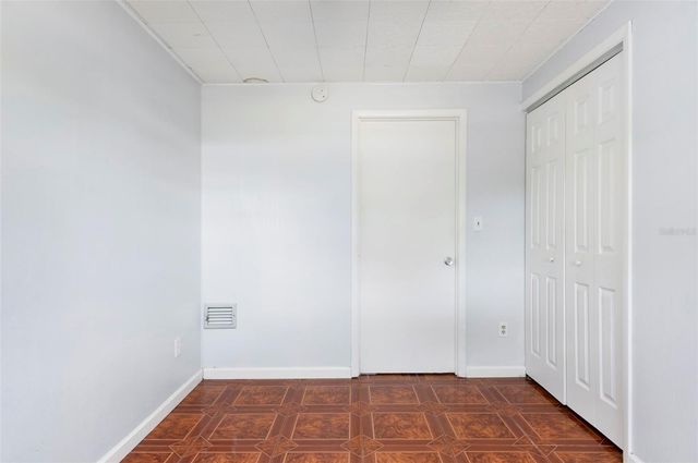 2900 LESLEE LAKE DRIVE N, St Petersburg, FL 33713