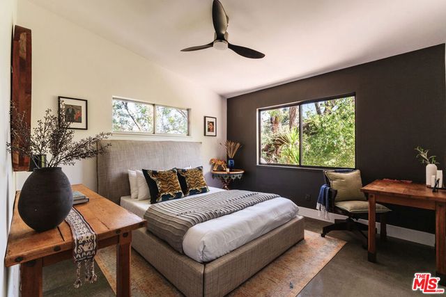 5813 El Canon Avenue, Woodland Hills, CA 91367