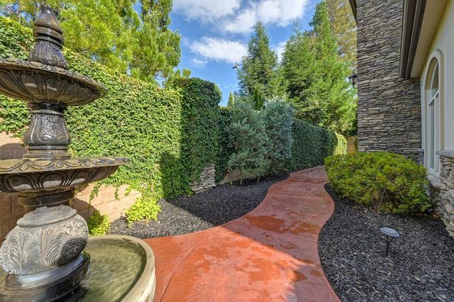 741 Fulton Ave, Sacramento, CA 95825