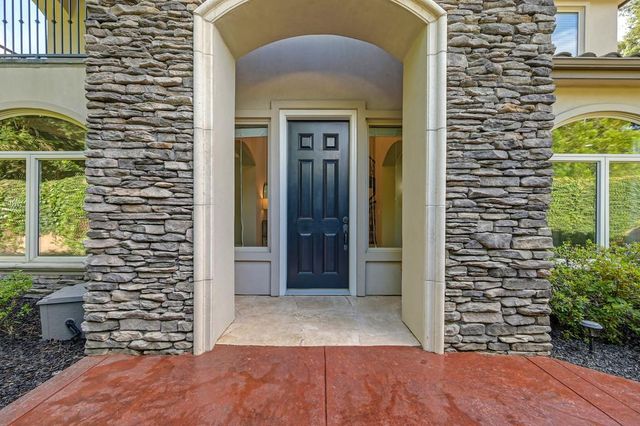 741 Fulton Ave, Sacramento, CA 95825