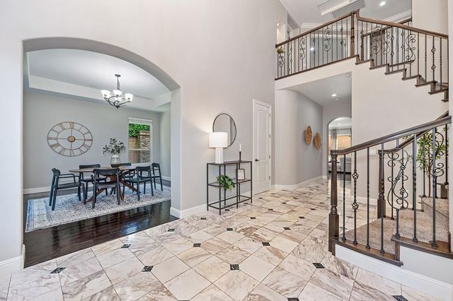 741 Fulton Ave, Sacramento, CA 95825