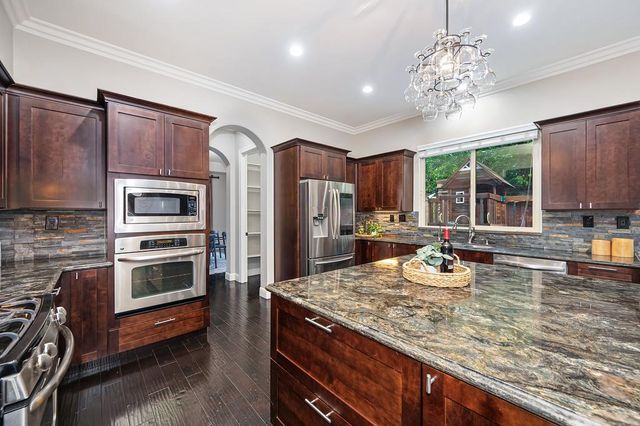 741 Fulton Ave, Sacramento, CA 95825