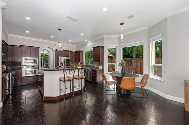 741 Fulton Ave, Sacramento, CA 95825