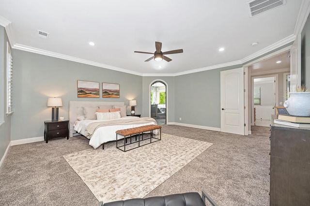 741 Fulton Ave, Sacramento, CA 95825