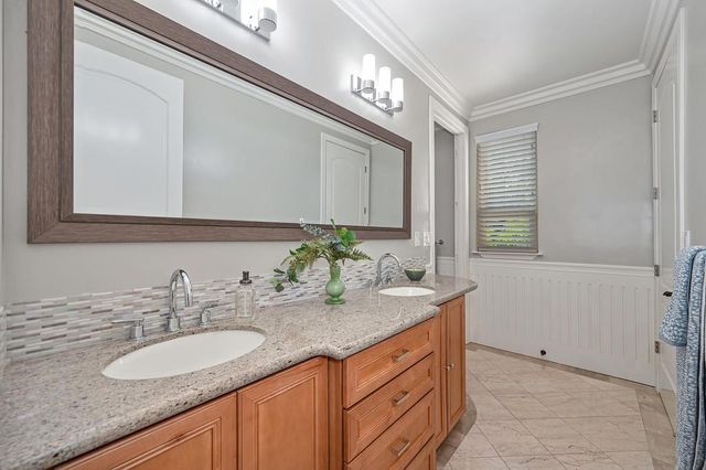 741 Fulton Ave, Sacramento, CA 95825