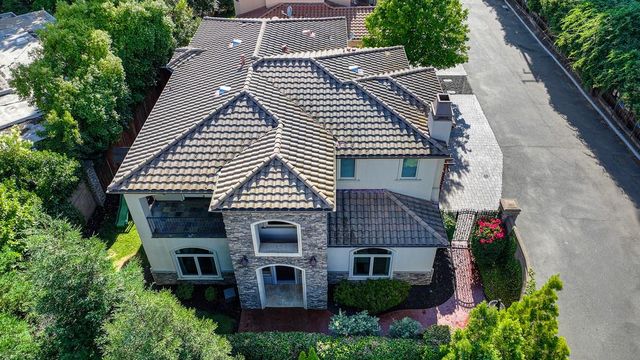 741 Fulton Ave, Sacramento, CA 95825