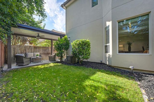741 Fulton Ave, Sacramento, CA 95825