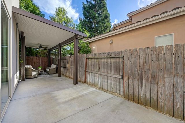741 Fulton Ave, Sacramento, CA 95825