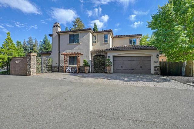 741 Fulton Ave, Sacramento, CA 95825