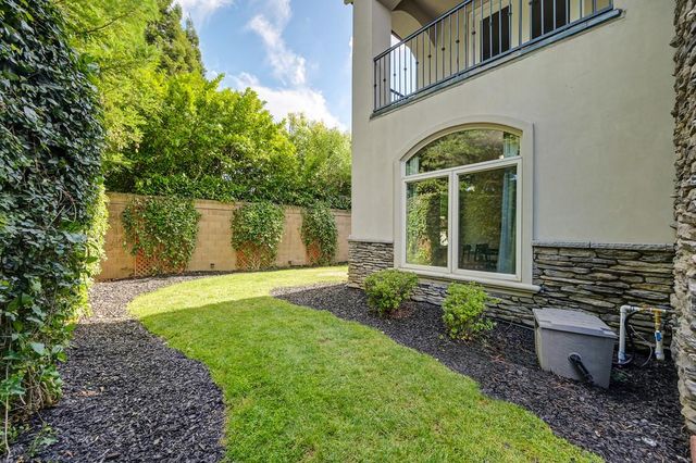 741 Fulton Ave, Sacramento, CA 95825