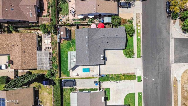 904 Silver Cloud Street, Thousand Oaks, CA 91360