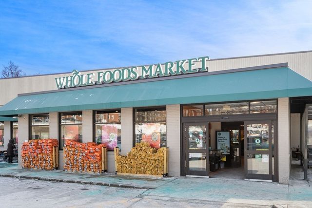 311 Allston St 11, Boston, MA 02135