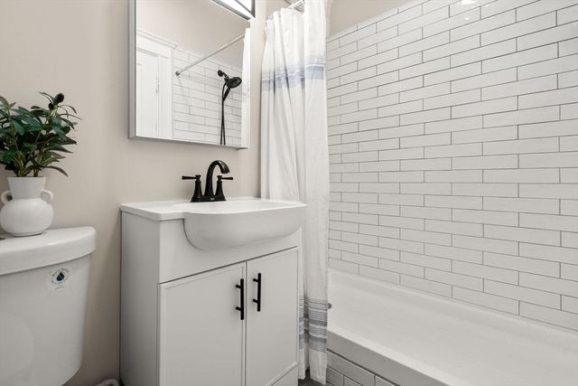 311 Allston St 11, Boston, MA 02135