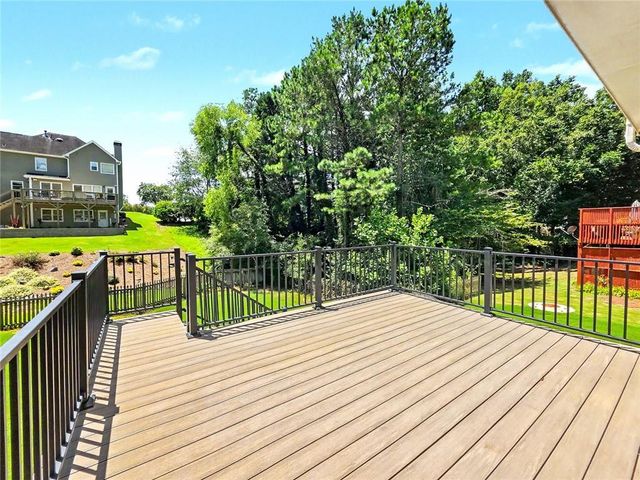 6307 Braidwood Overlook NW, Acworth, GA 30101