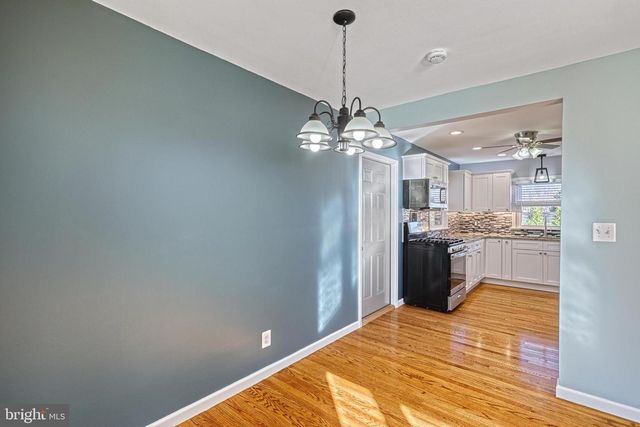 17 CHARLES AVE, Stewartstown, PA 17363