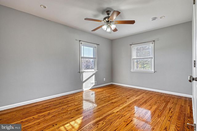 17 CHARLES AVE, Stewartstown, PA 17363