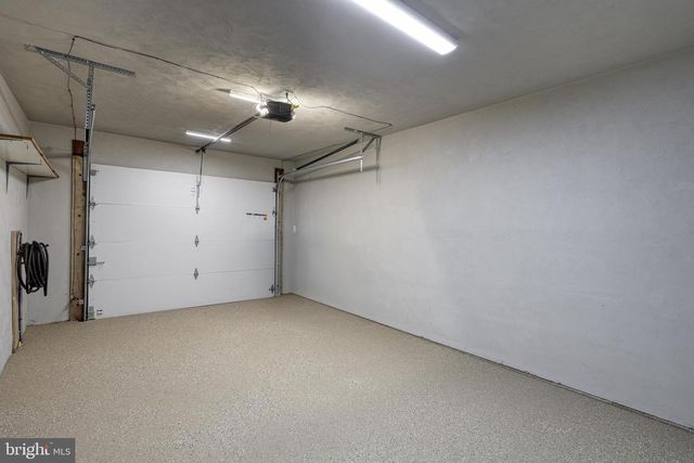 17 CHARLES AVE, Stewartstown, PA 17363