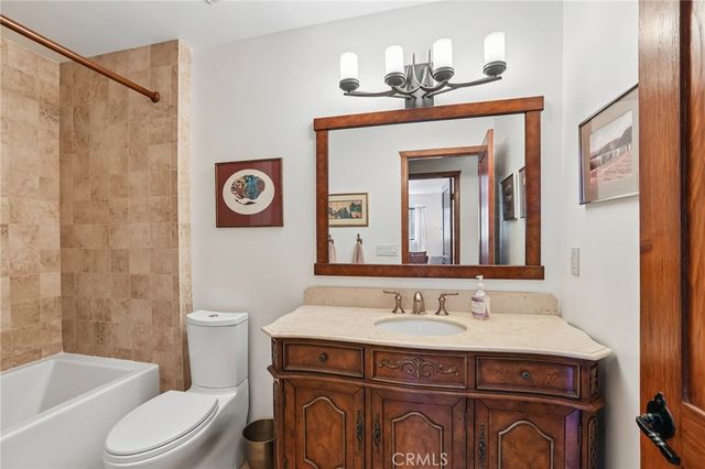 10919 Deliban Street, Tujunga, CA 91042