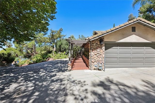10919 Deliban Street, Tujunga, CA 91042
