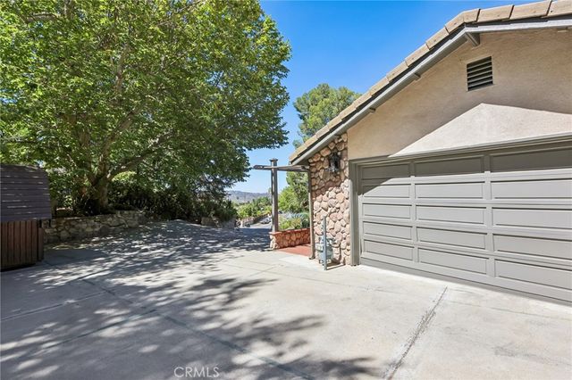 10919 Deliban Street, Tujunga, CA 91042
