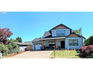 3516 MYRTLE St, Woodburn, OR 97071