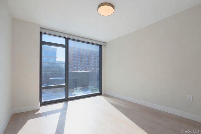 38-20 Parsons Boulevard 426, Flushing, NY 11354