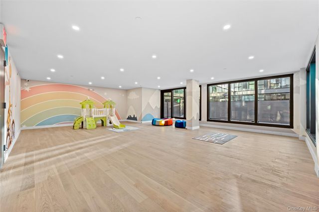 38-20 Parsons Boulevard 426, Flushing, NY 11354