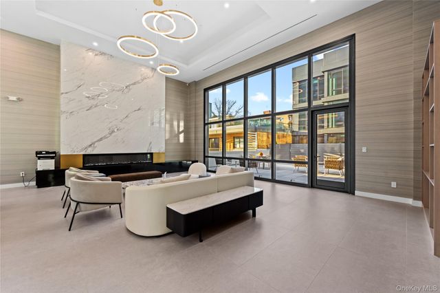 38-20 Parsons Boulevard 426, Flushing, NY 11354