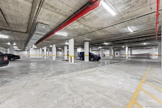 38-20 Parsons Boulevard 426, Flushing, NY 11354