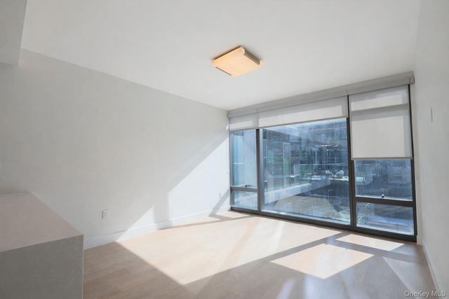 38-20 Parsons Boulevard 426, Flushing, NY 11354