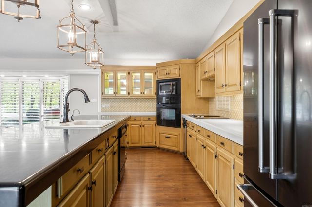 255 Springbrook Drive, Hot Springs, AR 71913