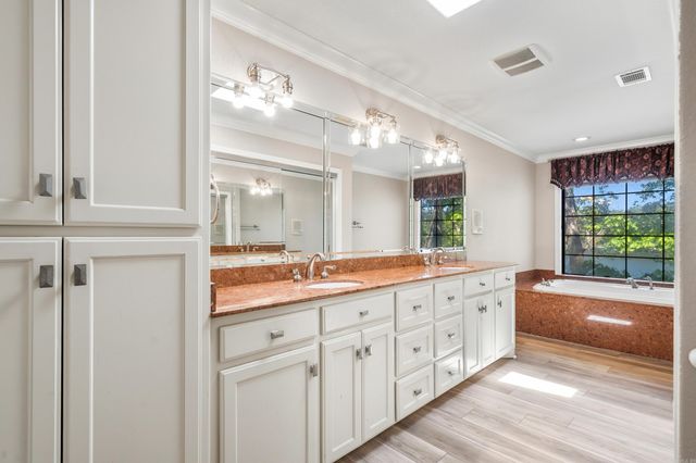 255 Springbrook Drive, Hot Springs, AR 71913