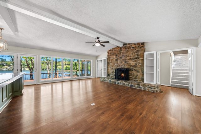 255 Springbrook Drive, Hot Springs, AR 71913