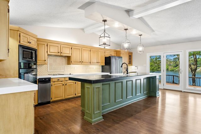 255 Springbrook Drive, Hot Springs, AR 71913