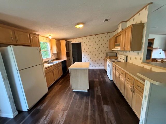 8 Lake View Drive, Huntsville, TX 77320