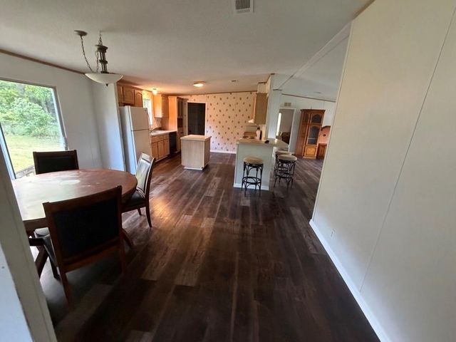 8 Lake View Drive, Huntsville, TX 77320