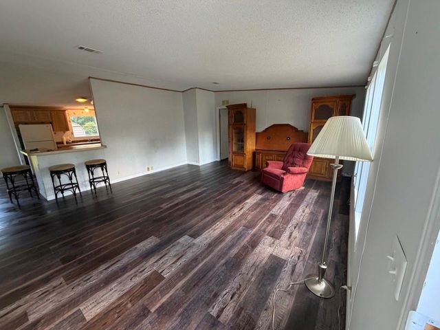 8 Lake View Drive, Huntsville, TX 77320