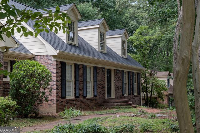 2858 Livsey Drive, Tucker, GA 30084