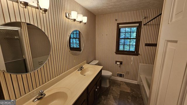 2858 Livsey Drive, Tucker, GA 30084