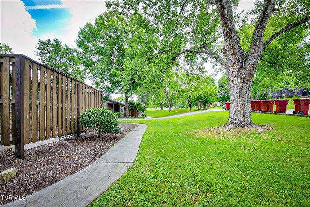 501 Pilgrim Court A, Johnson City, TN 37601
