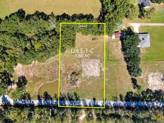 E-1-C Summerside Dr, Central, LA 70714