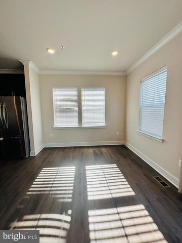 5835 KATE CHOPIN PL, White Plains, MD 20695