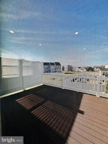 5835 KATE CHOPIN PL, White Plains, MD 20695