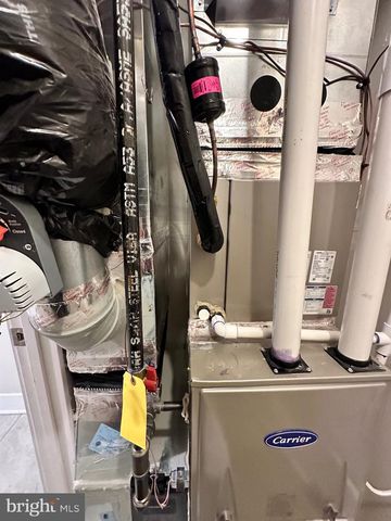 5835 KATE CHOPIN PL, White Plains, MD 20695