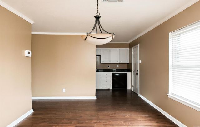 24 Rosemoor Drive, Little Rock, AR 72209