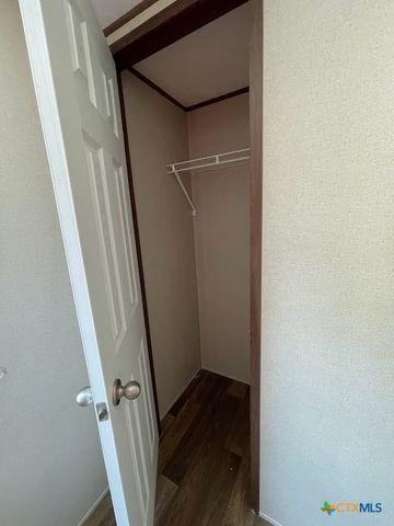 377 Buck Trail 4, Canyon Lake, TX 78133